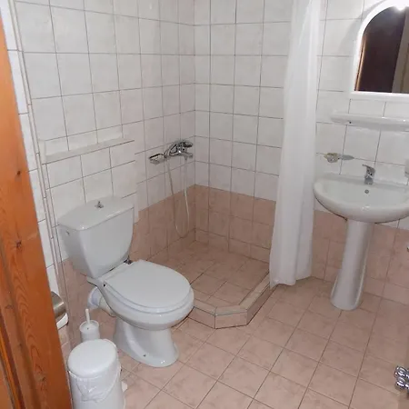 Aparthotel Des Roses Hotel 2*