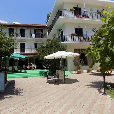 Des Roses Hotel 2* Platanias (Thessaly)